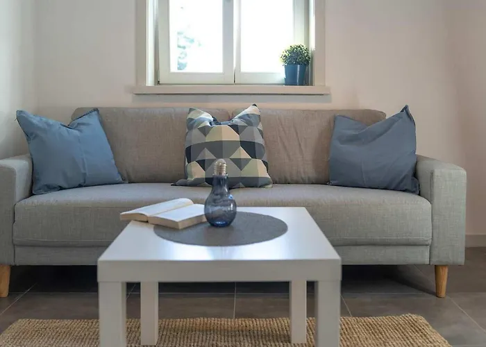 App Marina 4 Apartamento *