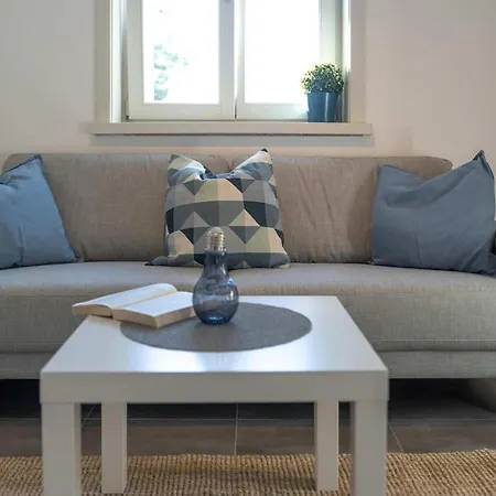 App Marina 4 Apartman *